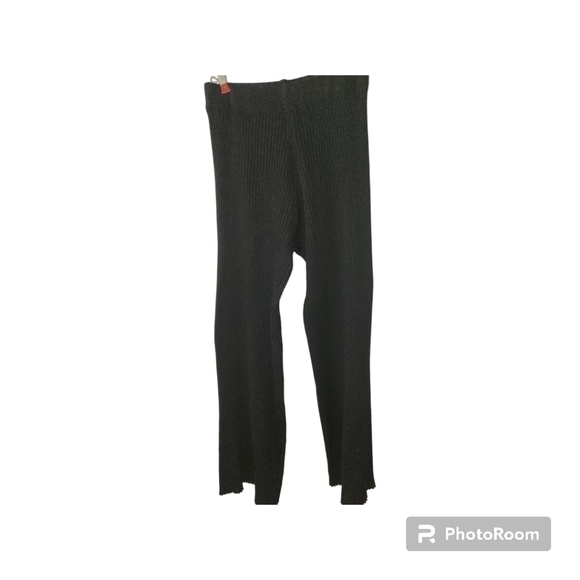 Ribbed Knit Flare Pants By MC Lorene - Picture 3 of 6